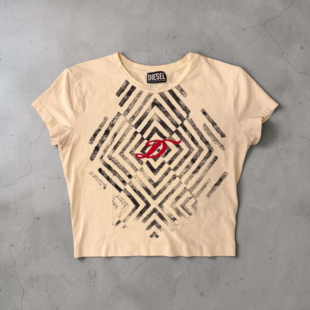 Diesel Y2K T-Uncutie Crop Top Size L Cream Graphic Geometric Logo Print Tee